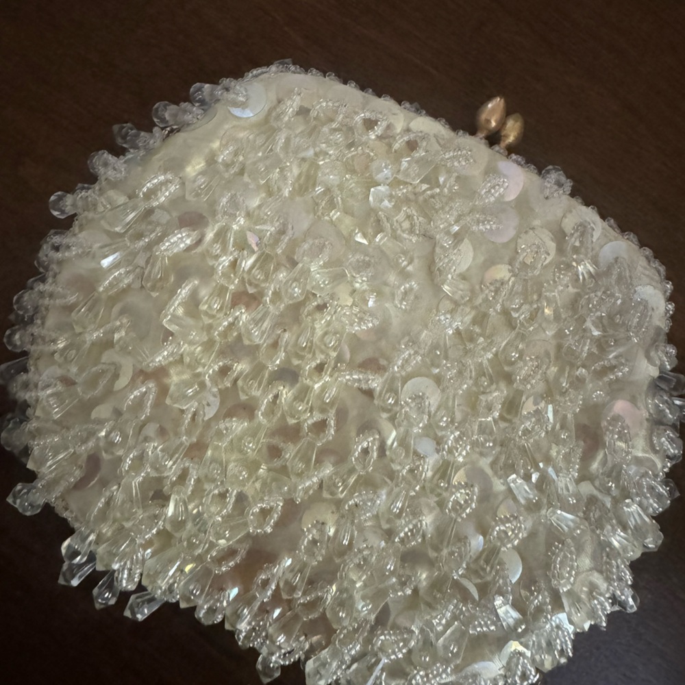 Vintage Elegant Beaded Clutch